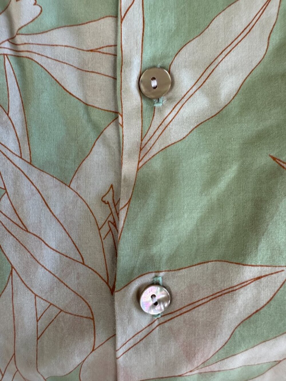 Tori Richard Men's Green Beige Floral Hawaiian Shirt XL Viscose - Picture 3 of 6